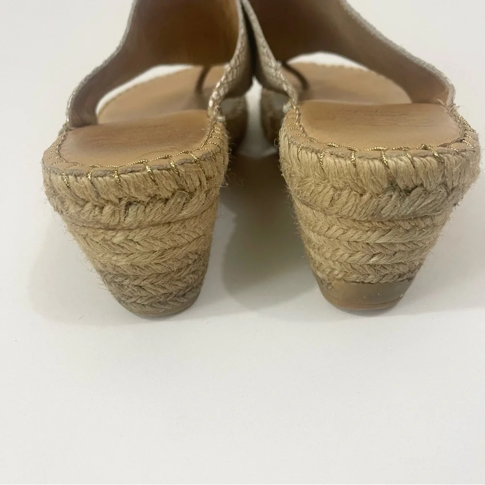 Andre Assous Annette Demi Wedge Metallic Snake Print Thing Sandal Size 40/Size 9